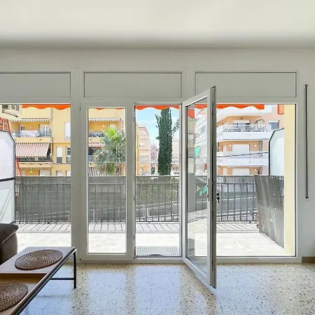 Apartment 1 Min From Segur De *